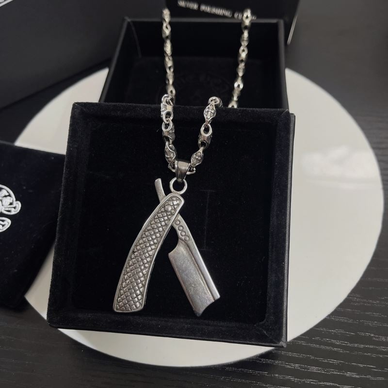 Ch**me He**ts necklaces